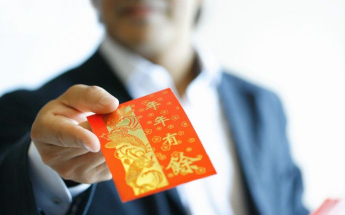 Using Feng Shui Red Envelopes the Right Way