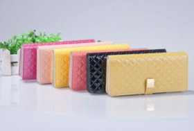 Feng Shui Wallet Color